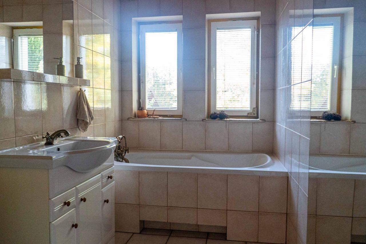 Borowe Kt Villa Варка Екстериор снимка